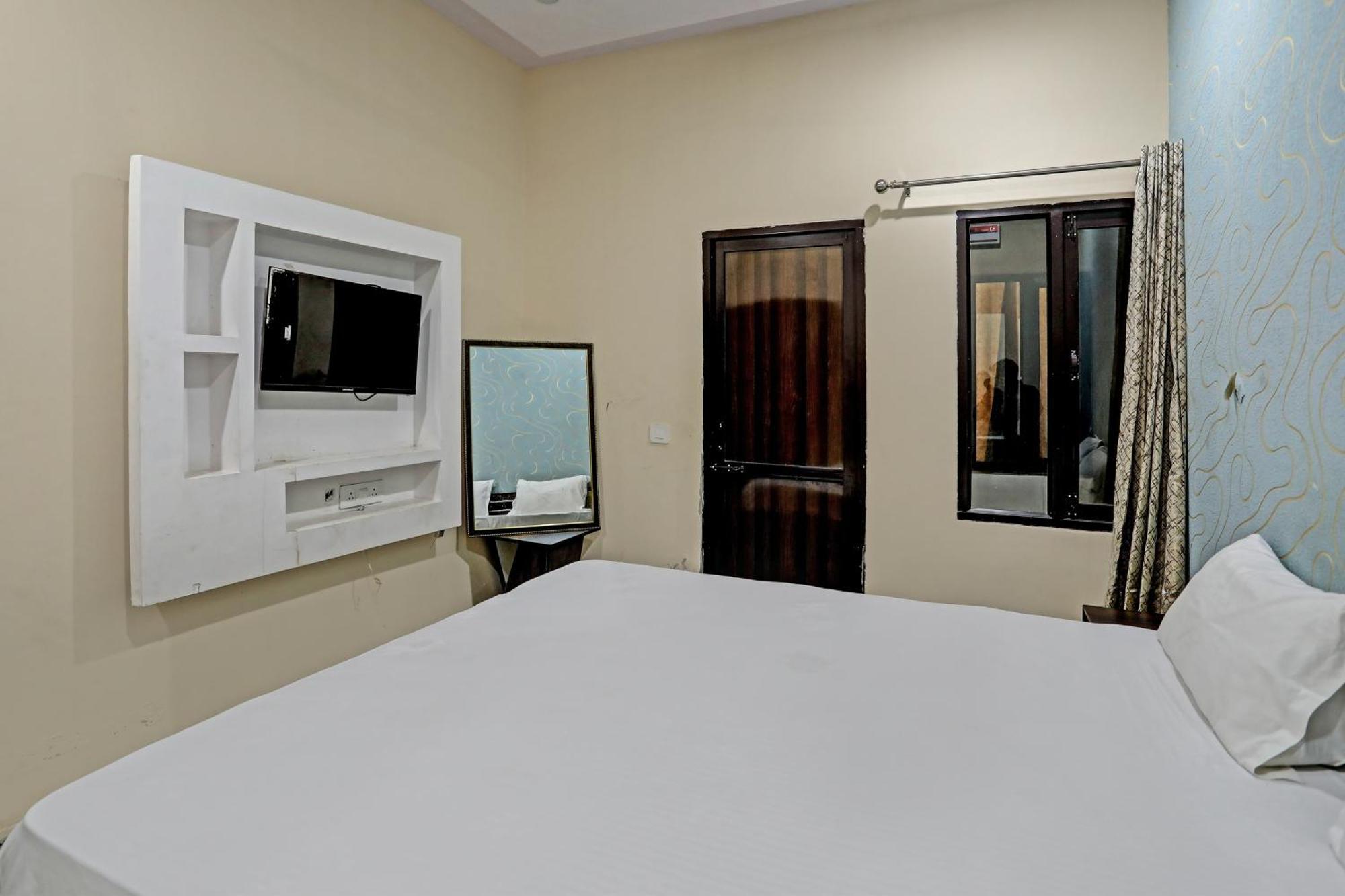 Dream Lounge Hotel ชลันธระ ภายนอก รูปภาพ