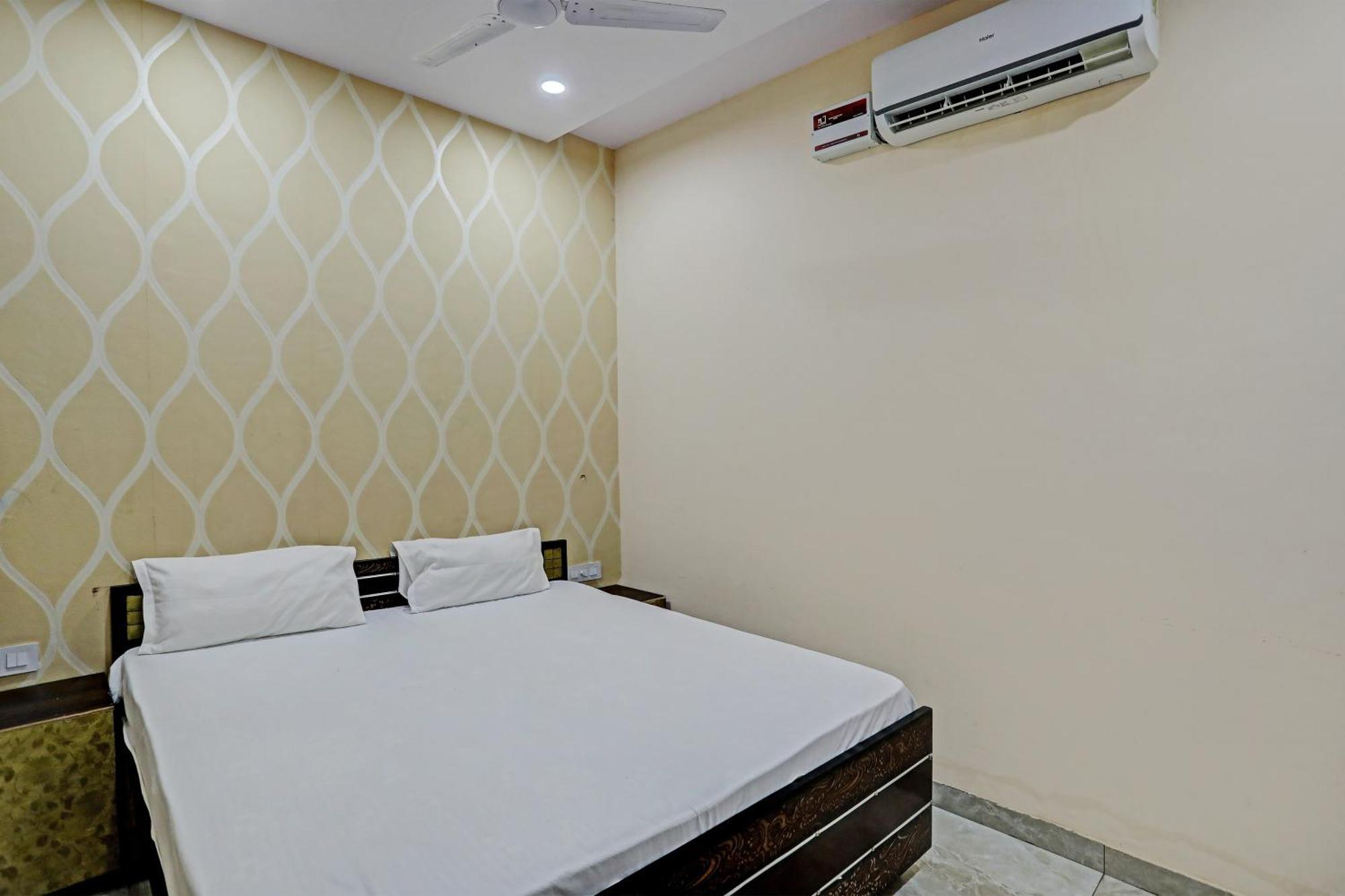 Dream Lounge Hotel ชลันธระ ภายนอก รูปภาพ