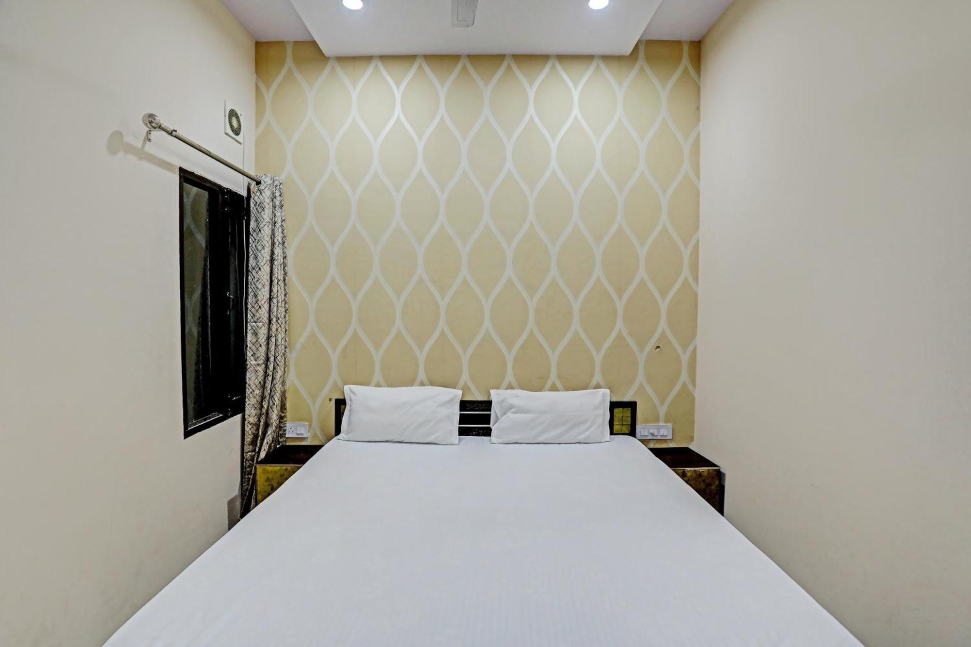 Dream Lounge Hotel ชลันธระ ภายนอก รูปภาพ